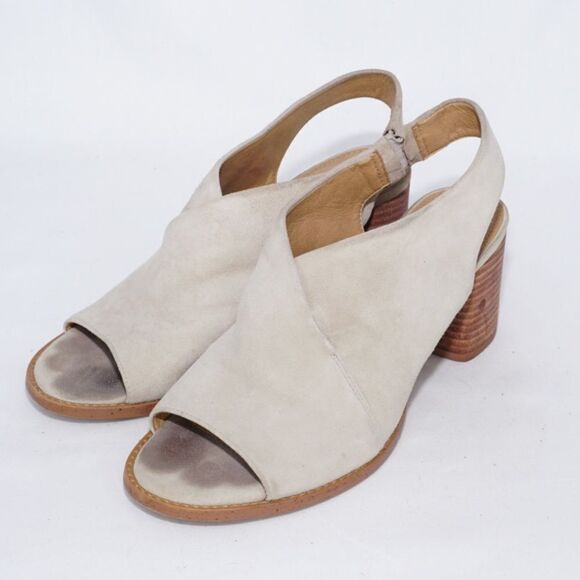 Gianni Bini Outta Town Beige Suede Peep Toe Slingback Heels, Size 6 - Picture 1 of 8